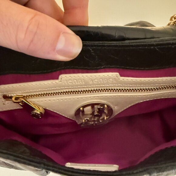 New Henri Bendel Chain Shoulder Bag - Picture 4 of 5
